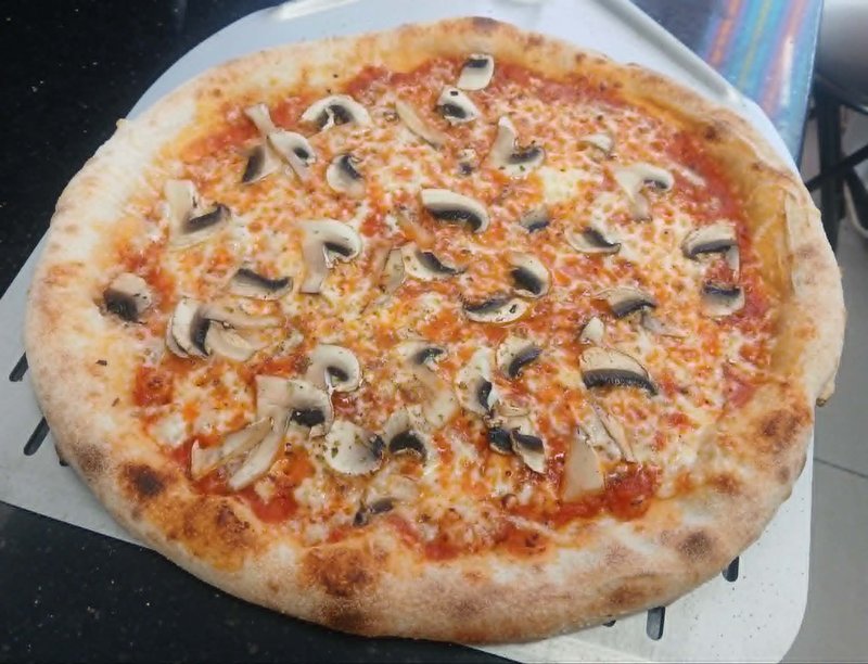 Pizza Funghi